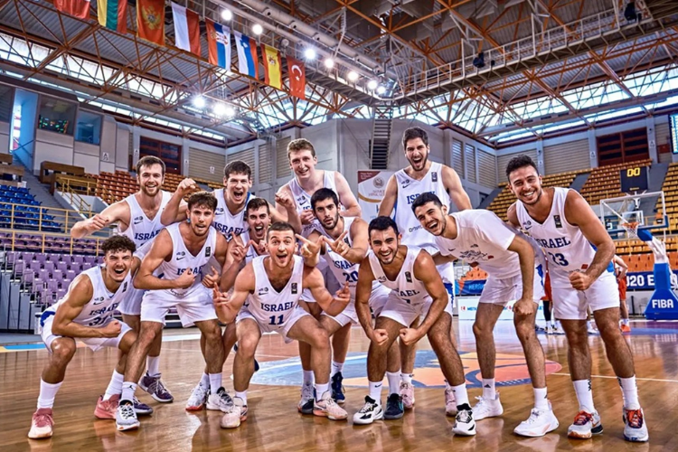 Historic Win for National Basketball Team